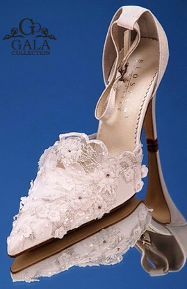 Свадебные туфли с кружевом